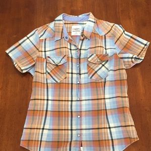Cute plaid button down top